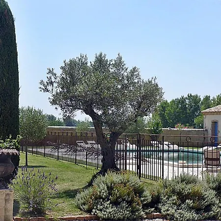Mas De Cesar, Avec Jacuzzi Et Piscine Tulette