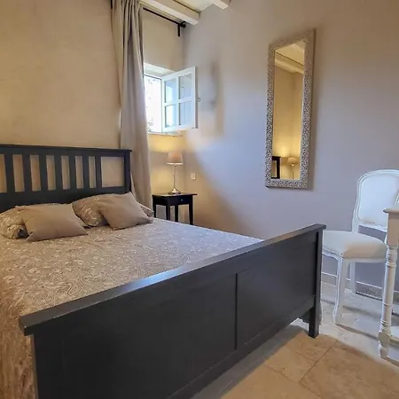 Mas De Cesar, Avec Jacuzzi Et Piscine Tulette